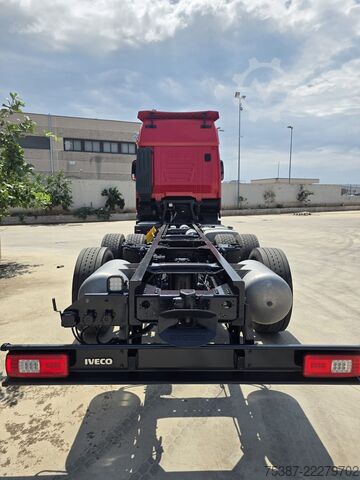 Truck chassis IVECO 260S51