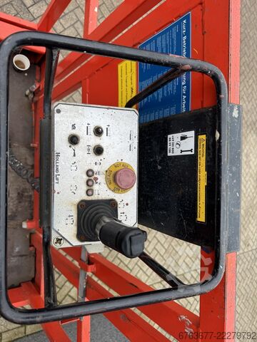 Holland-Lift Y 64 EL 14 Scherenarbeitsbühne / Scherenbühne 8,4 m Arbeitshöhe elektrisch 2015 HOLLAND-LIFT Y 64 EL 14 Schaarhoogwerker / Sciccor lift 8.4M Werkhoogte Elektrisch 2015