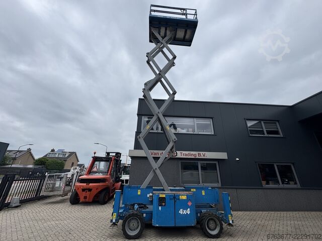 Genie GS 3369 RT Arbeitsbühne / Hubarbeitsbühne, 12m Arbeitshöhe, 4x4 Kubota DIESEL, Baujahr 2014 GENIE GS 3369 RT  Hoogwerker / Arbeitsbuhne 12mtr werkhoogte 4x4 Kubota DIESEL 2014