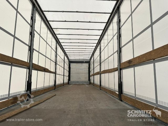 Open semitrailer with tarp Schmitz Cargobull Semitrailer Curtainsider Standard Hayon