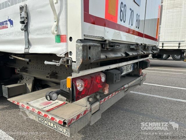 Open semitrailer with tarp Schmitz Cargobull Semitrailer Curtainsider Standard Hayon