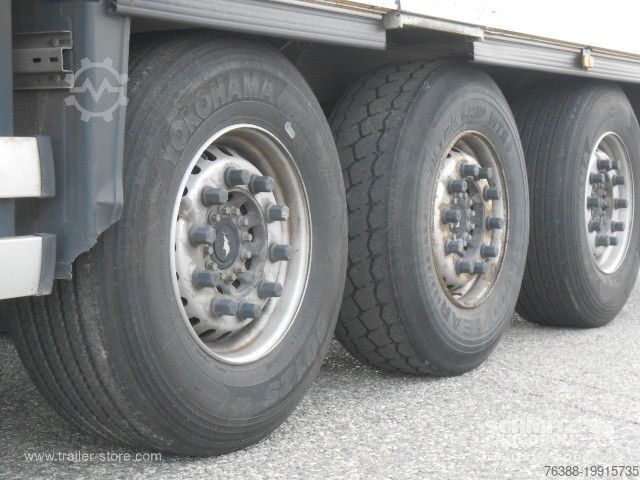 Reefer semitrailer Schmitz Cargobull Semitrailer Reefer Multitemp