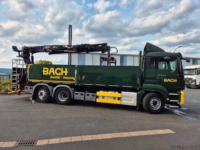 Plattformanhänger MAN TGS 26.420 6x2-4 LL Hiab 177K PRO 2 Stück