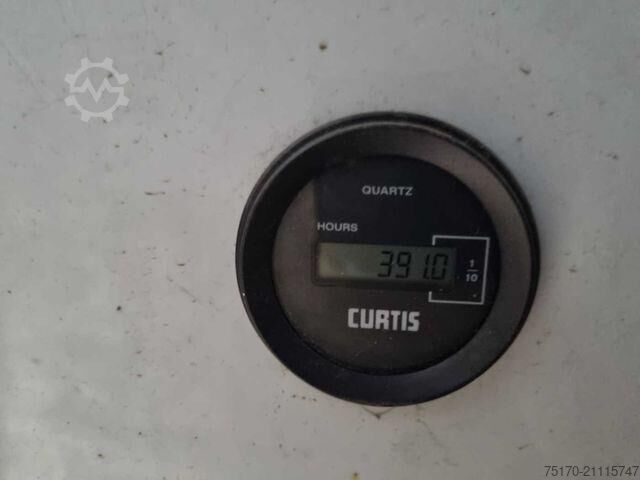 Lkw-Arbeitsbühne Renault Master 2.3 dCi / VERSALIFT ETL-32, 12,5m