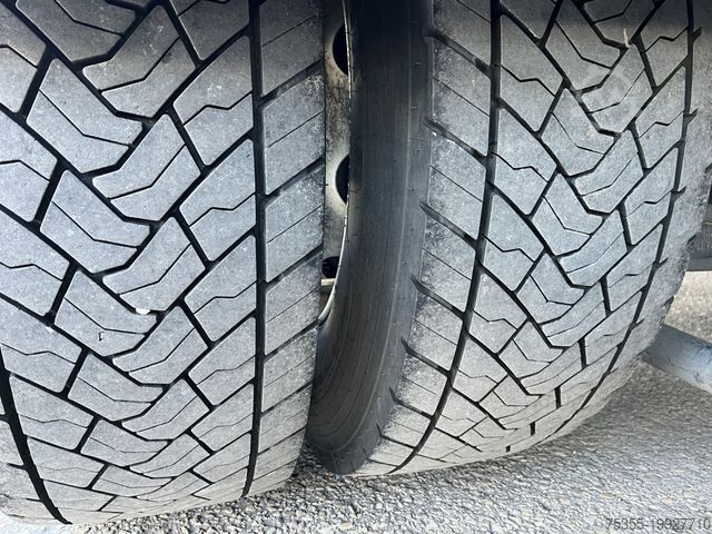 Refrigerated truck IVECO Stralis AD190S31 Klima ACC Carrier Supra 1050