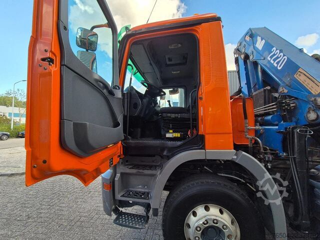 Hook arm system Mercedes-Benz Actros 3241 8X4 Containersysteem/ 20T HMF crane...
