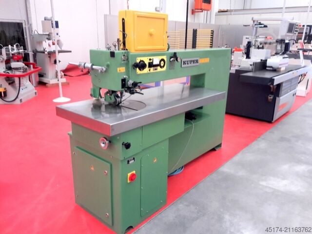 Furnierzusammensetzmaschine KUPER FW 1200