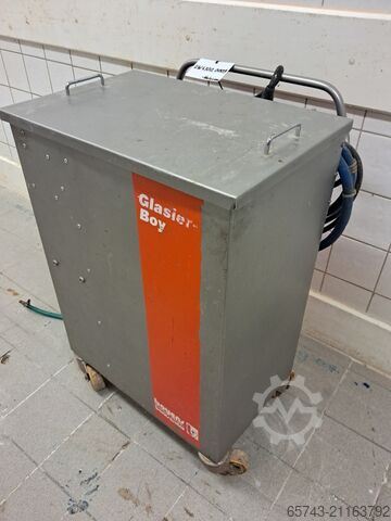 Pomadziarka, Maschine zur Herstellung oder Aufbringung von Pomade Boyens GLASIER BOY