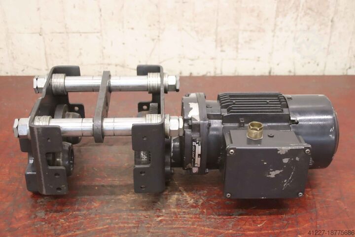 Crane chassis 1050 kg electrically driven unbekannt STC 10