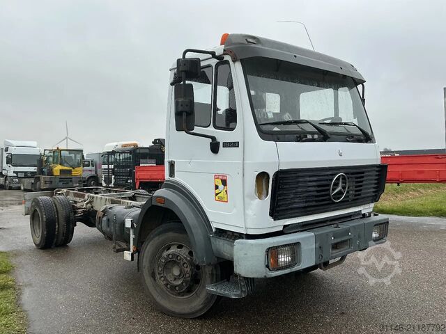 Fahrgestell mit Fahrerhaus Mercedes-Benz SK 1924 1924 SK * Manual gearbox * Spring - Spr...