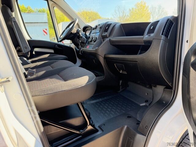 Box van Opel Movano C L4 3,5t 2.2D Koffer m. Ladebord