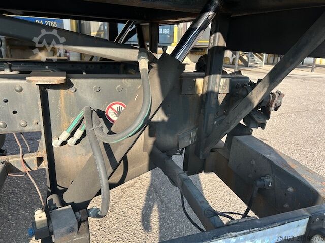Wechselfahrgestell LKW IVECO EUROTECH 19E27