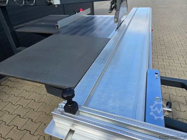 Sliding table saw Altendorf WA8