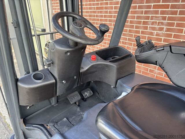 Elektro 4 Rad-Stapler Linde E20PH-02