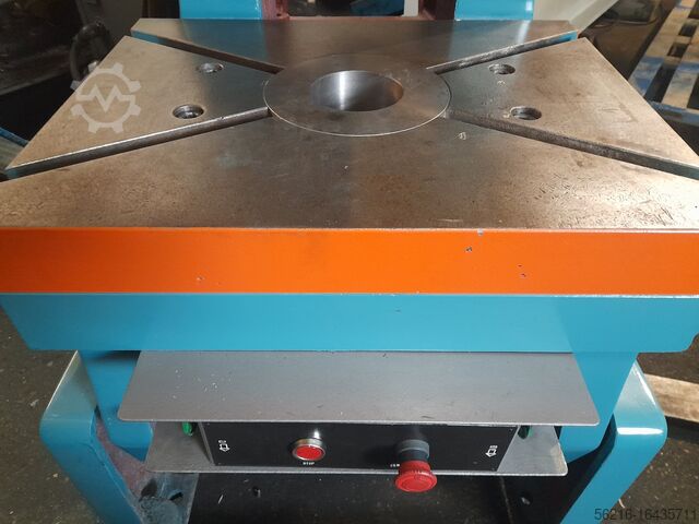 Eccentric press Smeral Trnava LEN-40 C
