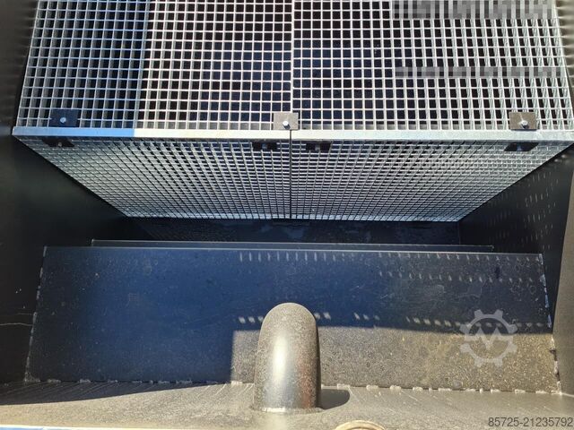 Container  Stro ontijzerings container