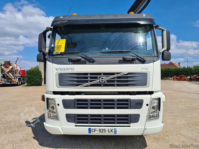 Crane truck Volvo FM 400