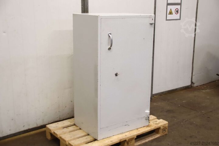 Safe fireproof cabinet Sicherheits-Tresor 700/540/H1250 mm