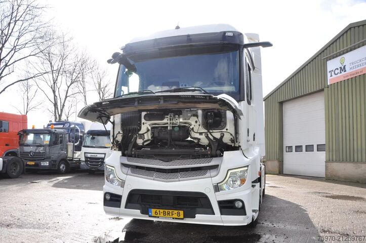 Standard-SZM Mercedes-Benz Actros 1840 2021 MirrorCam 2x TANK VOL-SPOILER-SET