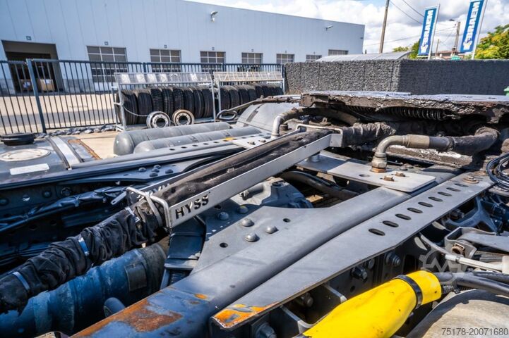 Standard tractor MERCEDES AROCS 2045 AS (cardan)