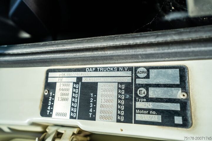 Standard tractor DAF XF 480 (50 T.)+ HYDRAULIQUE