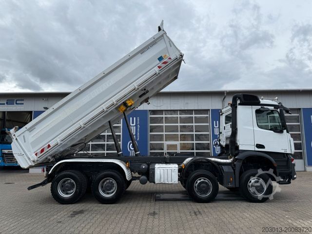 Tipper truck MERCEDES-BENZ 4145 8x8 Meiler Dreiseitenkipper Bordmatik