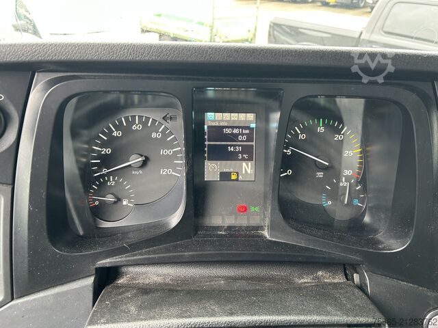 Box body Mercedes-Benz Antos 2124 / 18 Ton / 150 dkm / Box / Loadlift ...