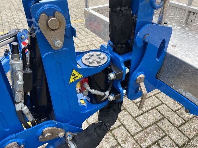 Gelenkteleskoparbeitsbühne CMC S 18 F