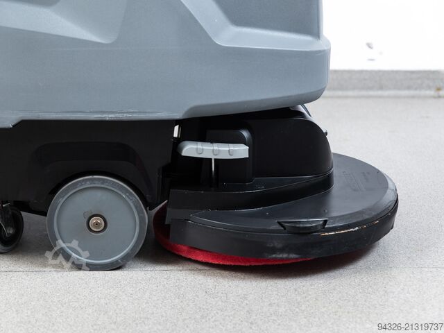 Kärcher B 40 W D51 NEW BATTERIES Kärcher B 40 W D51 - 2022y - 507h - NEW BATTERY