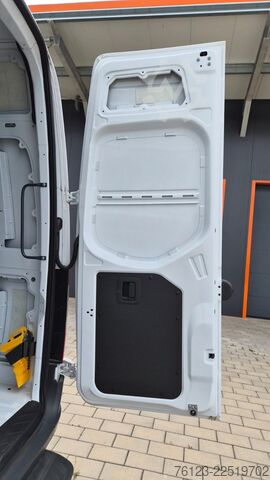 High top van MERCEDES-BENZ Sprinter III Kasten  519 CDI RWD 4x 4 Allrad