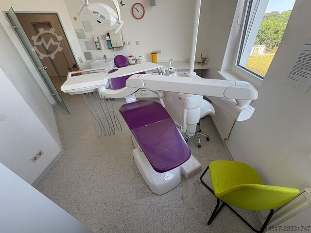 Panoramic X-ray device and patient chair  Vista Pano S u. Anthos 5 int.