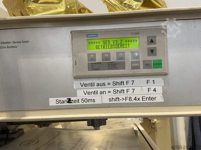 Bag forming, filling and sealing machine Rovema VPU