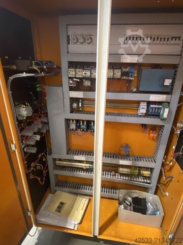 Bag forming, filling and sealing machine Rovema VPU