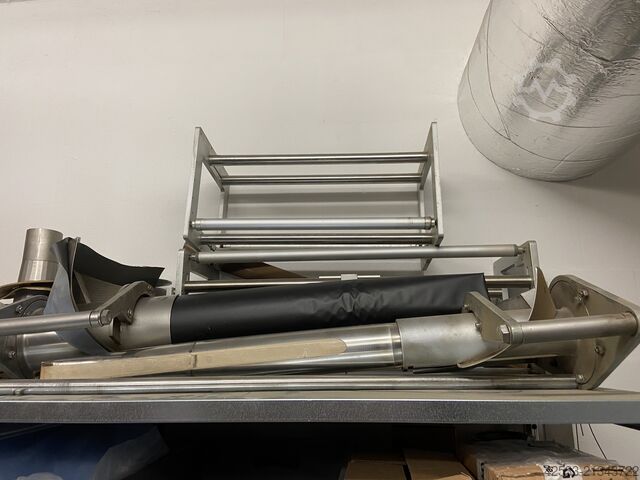 Bag forming, filling and sealing machine Rovema VPU