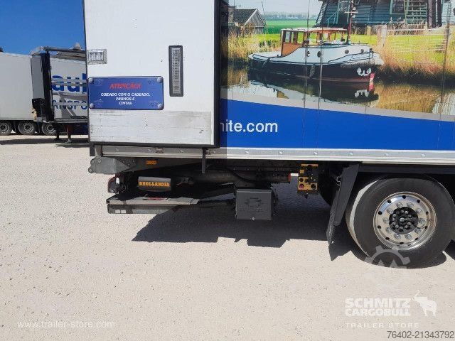 Reefer semitrailer Schmitz Cargobull Semitrailer Reefer Standard Plataforma