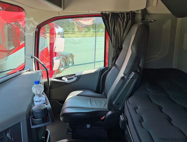 Standard SZM VOLVO FH 13.500 FULL AIR 6x2 TWINSTEER I-PARK COOL PTO