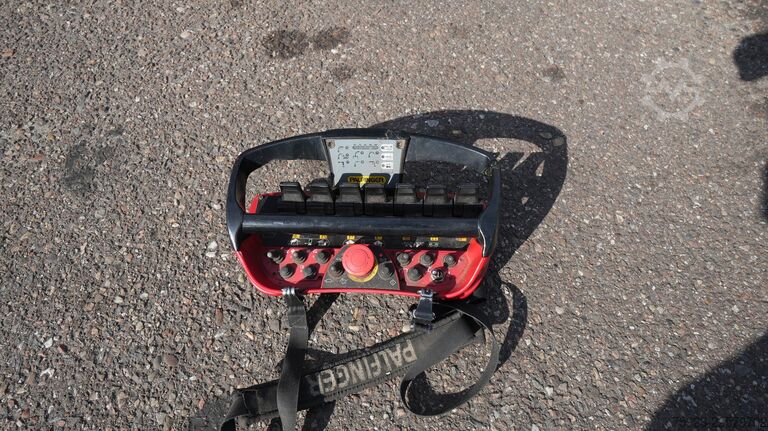 Crane truck Iveco Trakker 410 8x4 Cable system with Crane