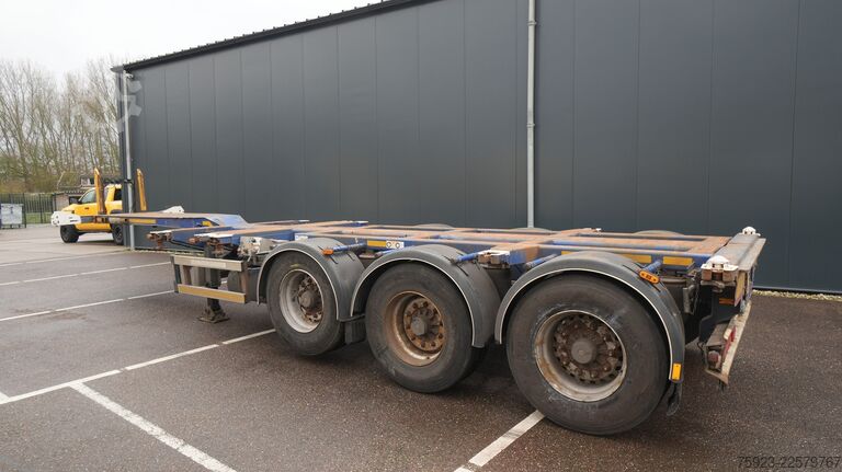 Containertransport D-tec FT-43-03-V Flexitrailer multi container chassis...
