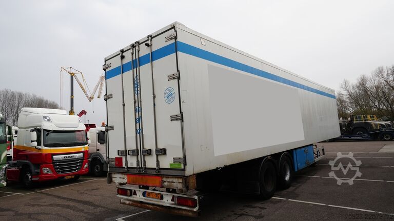 Suitcase LAG Closed box trailer