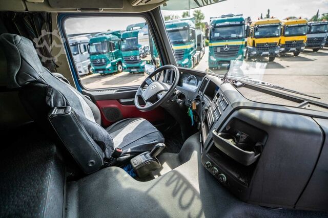 Standard tractor VOLVO FMX 460-6x4