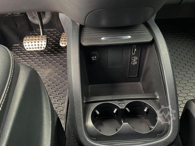 Kleinbus MERCEDES-BENZ V 250 Avantgarde Edition 4M STANDHZ AHK LEDER