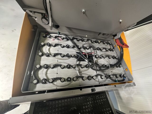 EFX 413 X + i * mit Drahtführung !! Triplex FFL !! JUNGHEINRICH EFX 413 X + i * with Wire Guidance !! Triplex FFL !!