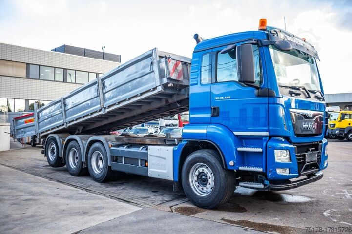 Tipper MAN TGS 35.440 BL 8x4-4
