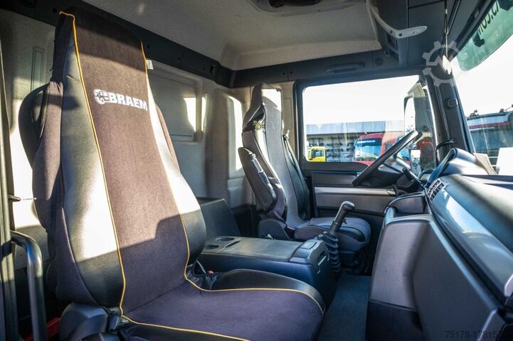 Tipper MAN TGS 35.440 BL 8x4-4