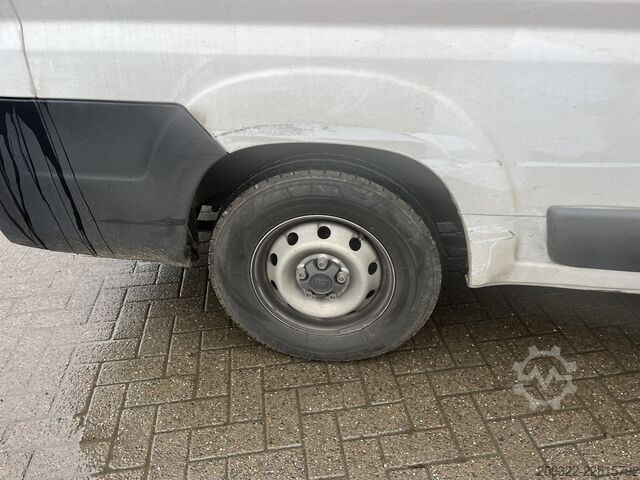 Wohnwagen/Wohnmobil 2024 Fiat Ducato Weinsberg Carabus | Manuale | Tetto a Soffietto
