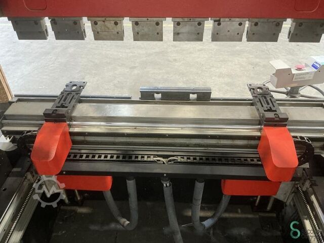 Abkantpressen  Amada HFE 50-20 2001 8 Achsen Amada HFE 50-20
