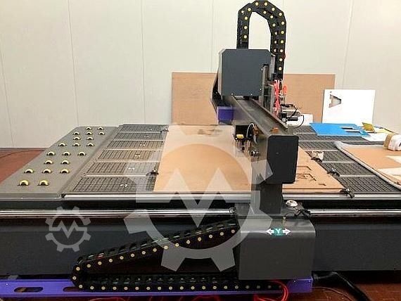 CNC-Bearbeitungszentrum für Holz MTCH MT-FR 3020