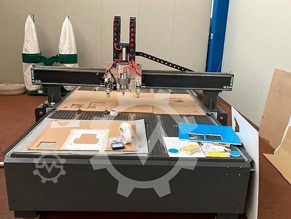 CNC-Bearbeitungszentrum für Holz MTCH MT-FR 3020