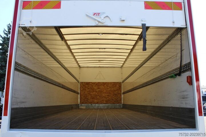 Box truck Mercedes-Benz Antos 1830 E6 Koffer 7,7m LBW Rolltor