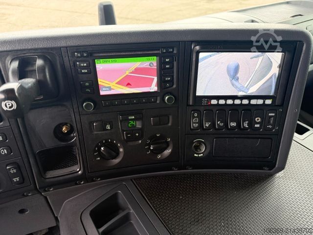 Refrigerated truck SCANIA P320 6x2*4 Carrier Supra 1250 Mt 9.65 m. box